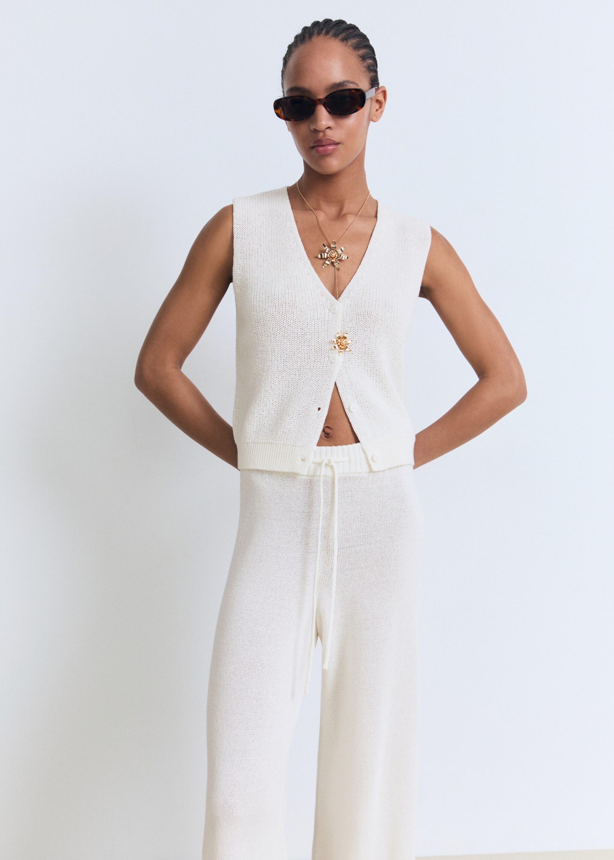 Straight knitted trousers - Details of the article 1