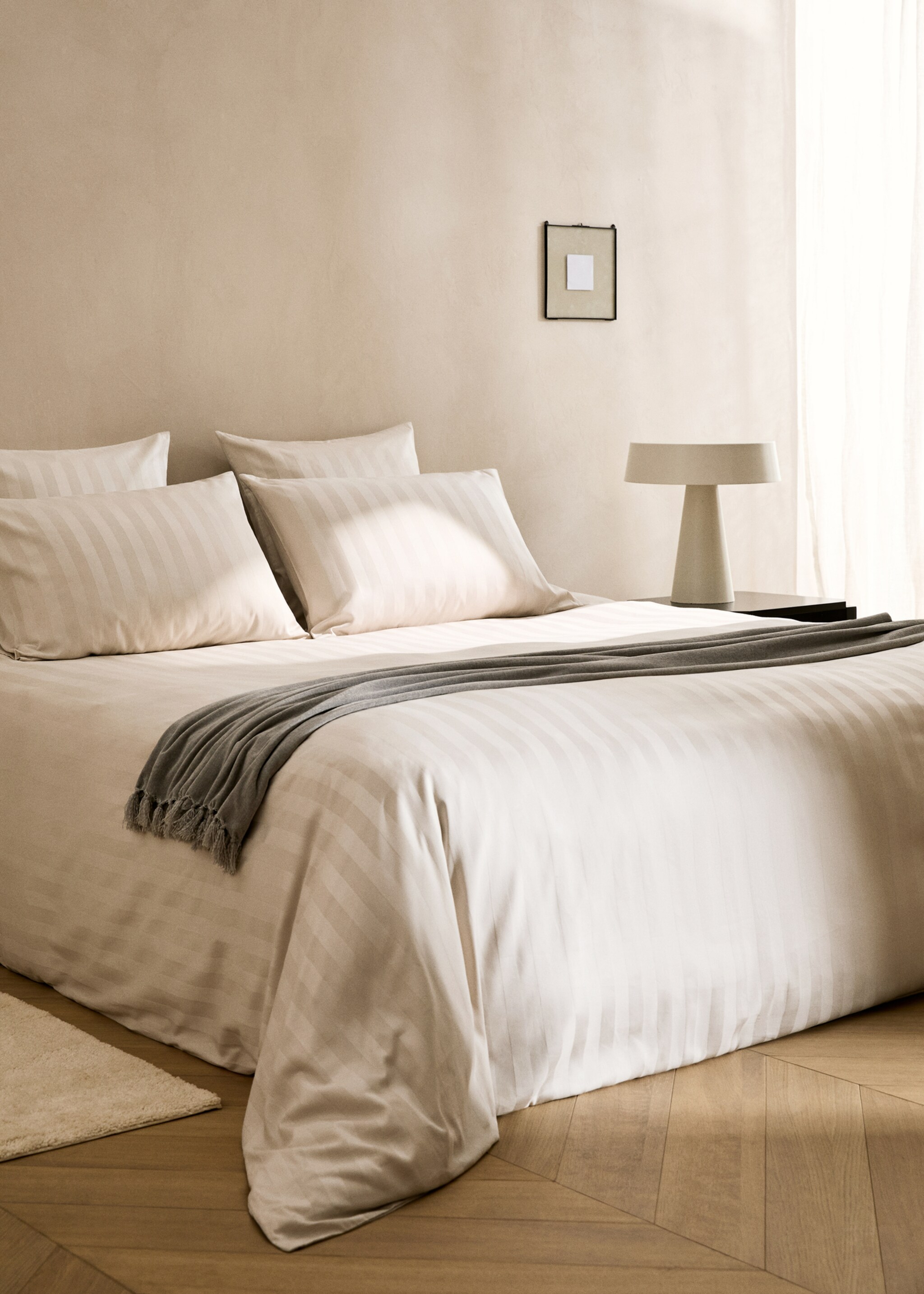 Cotton satin jacquard striped duvet cover for 150/160 cm bed - Details of the article 8