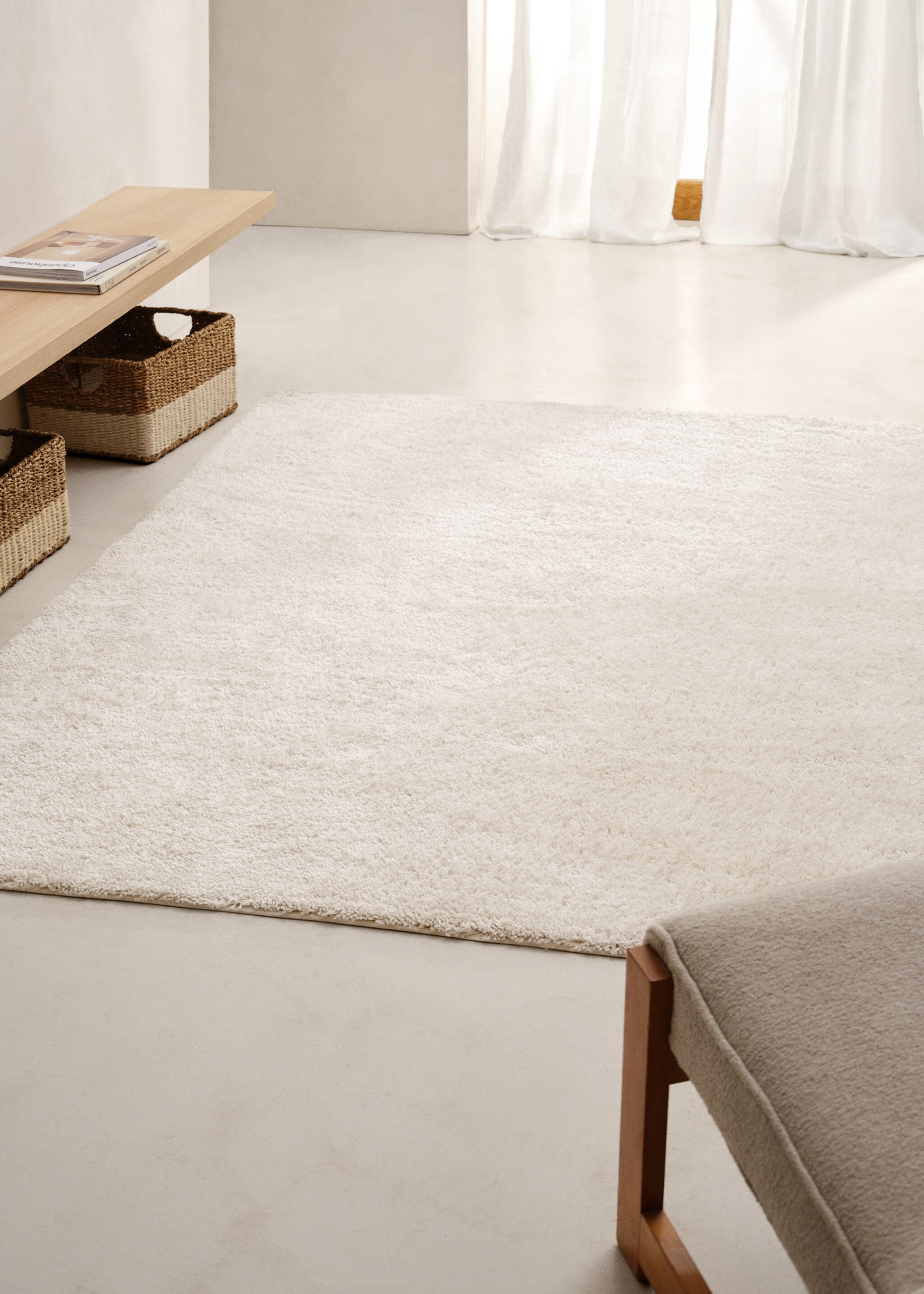 Large fur rectangular rug - General plane