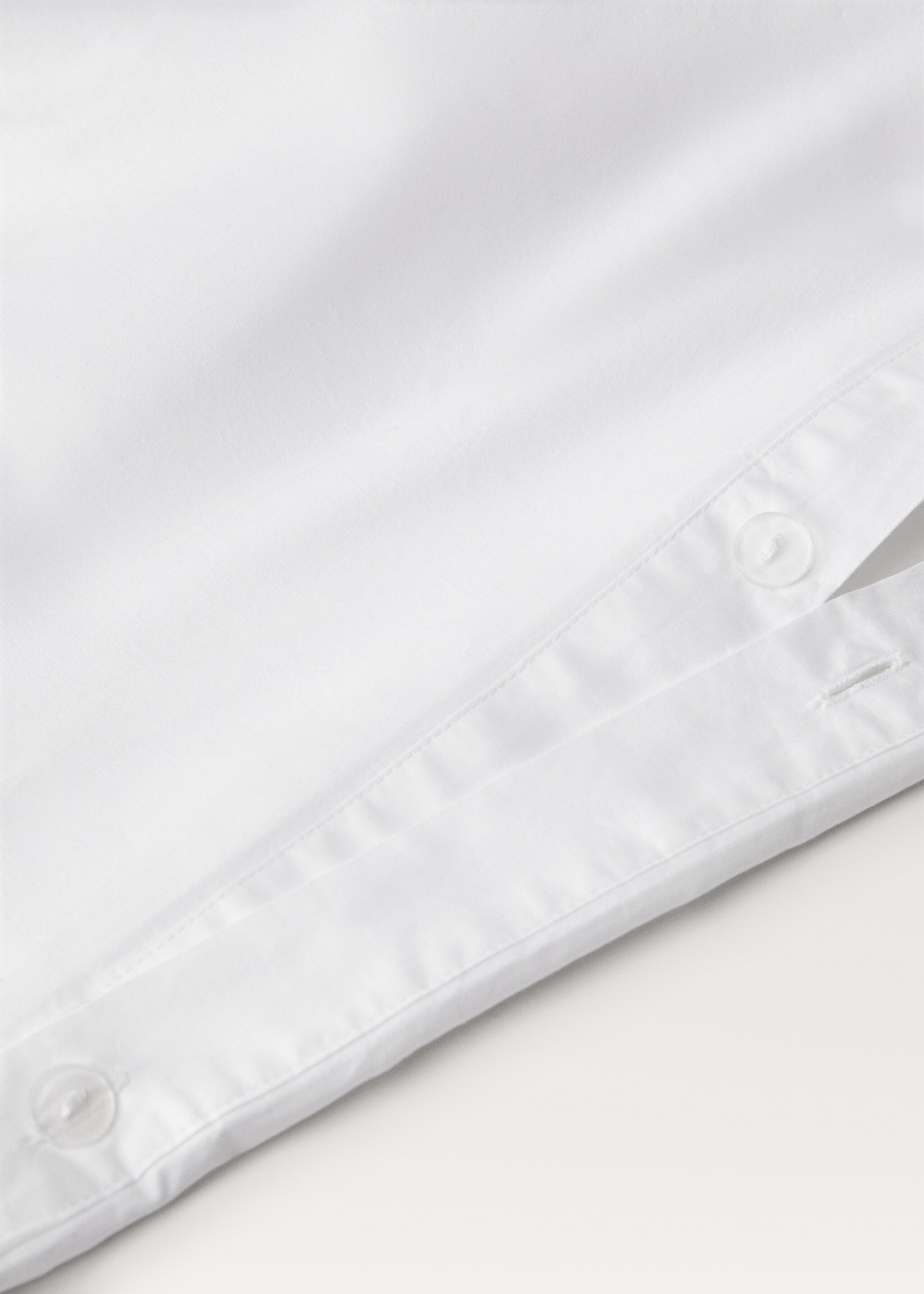 Cotton duvet cover with hand-embroidered flowers for 150/160 cm bed - Details of the article 1