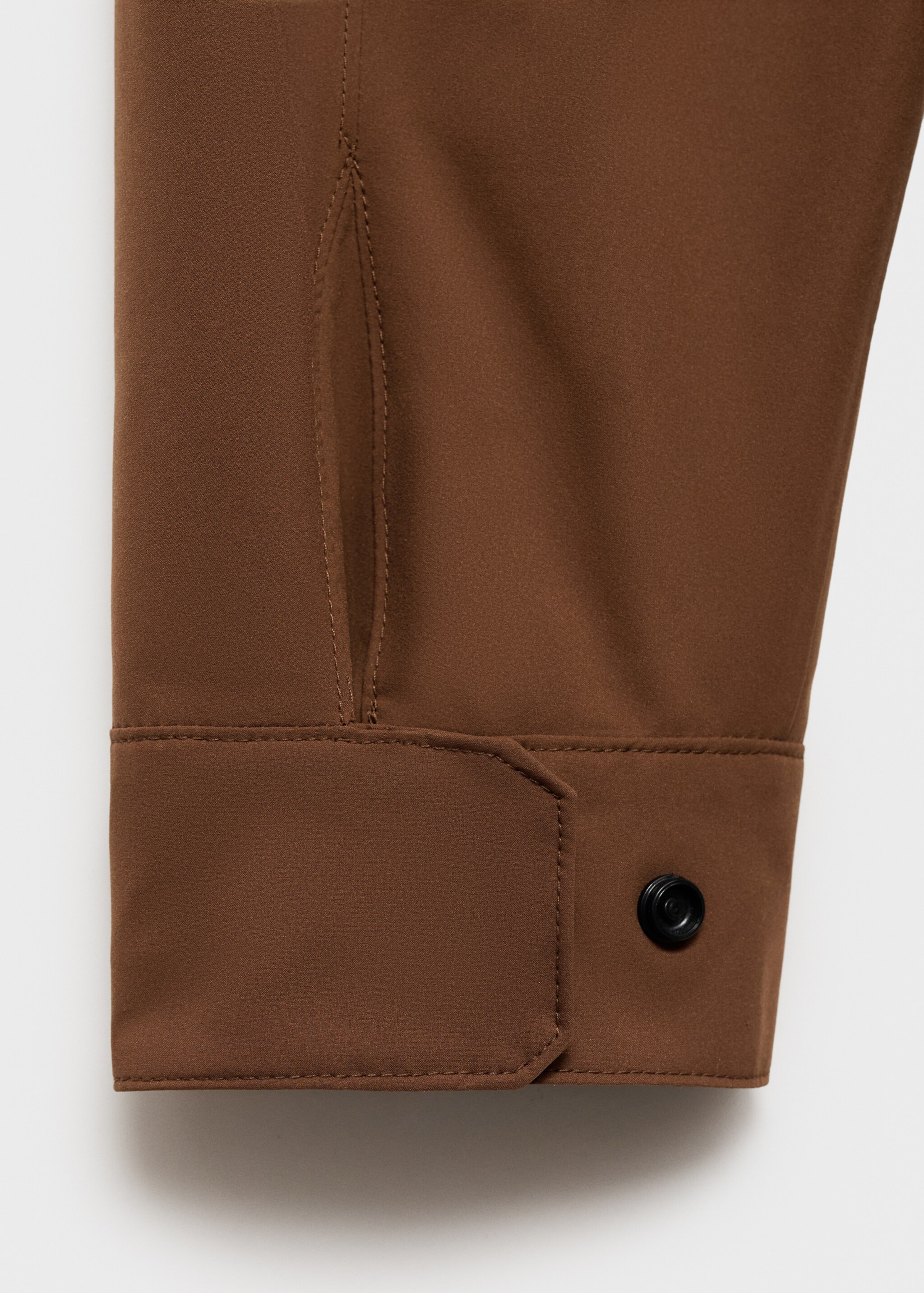 Water-repellent jacket with pockets - Details of the article 0