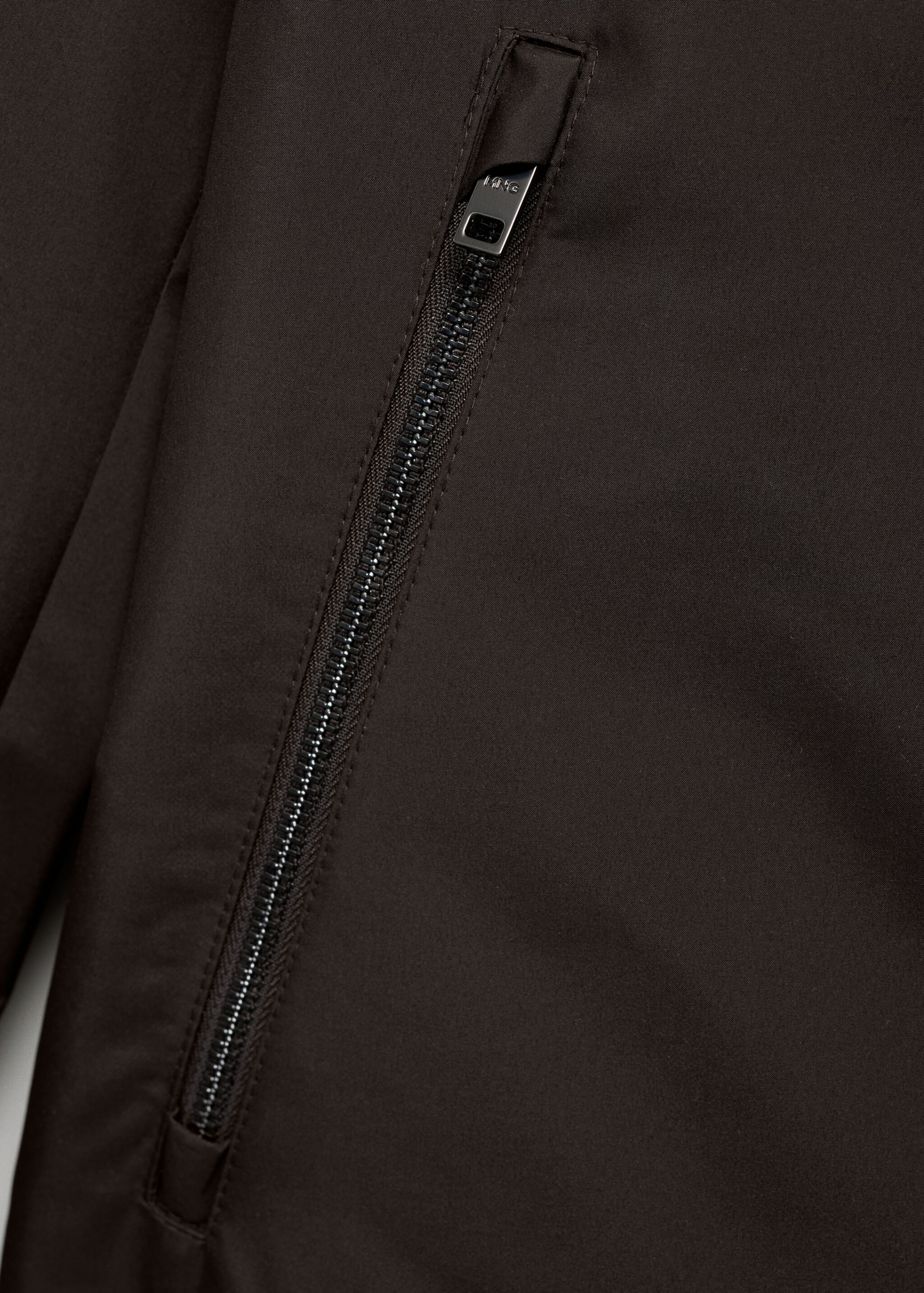 Water-repellent hooded parka - Details of the article 8