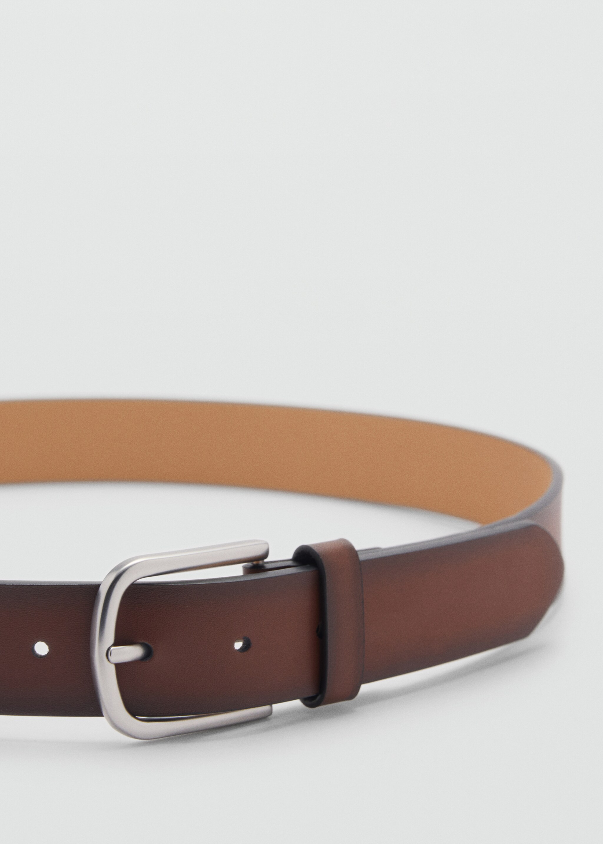 Degraded leather belt - Medium plane
