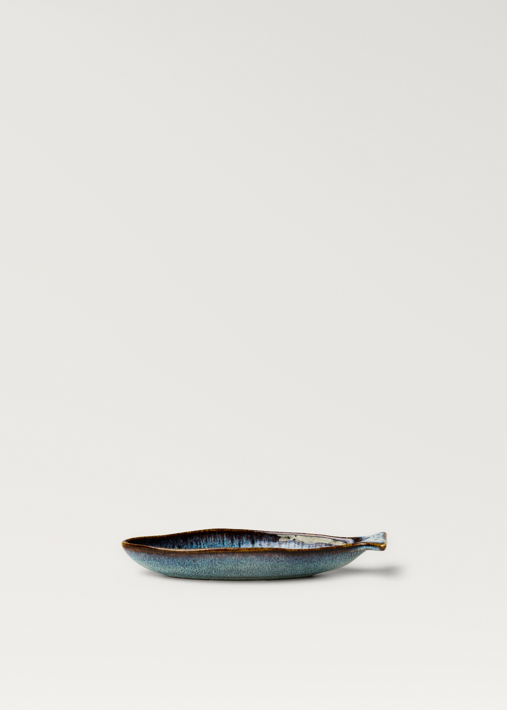 Small sardine stoneware serving dish - Details of the article 1
