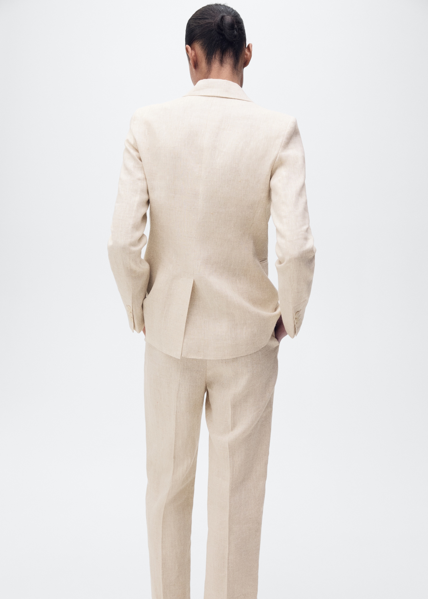 Linen suit jacket - Reverse of the article