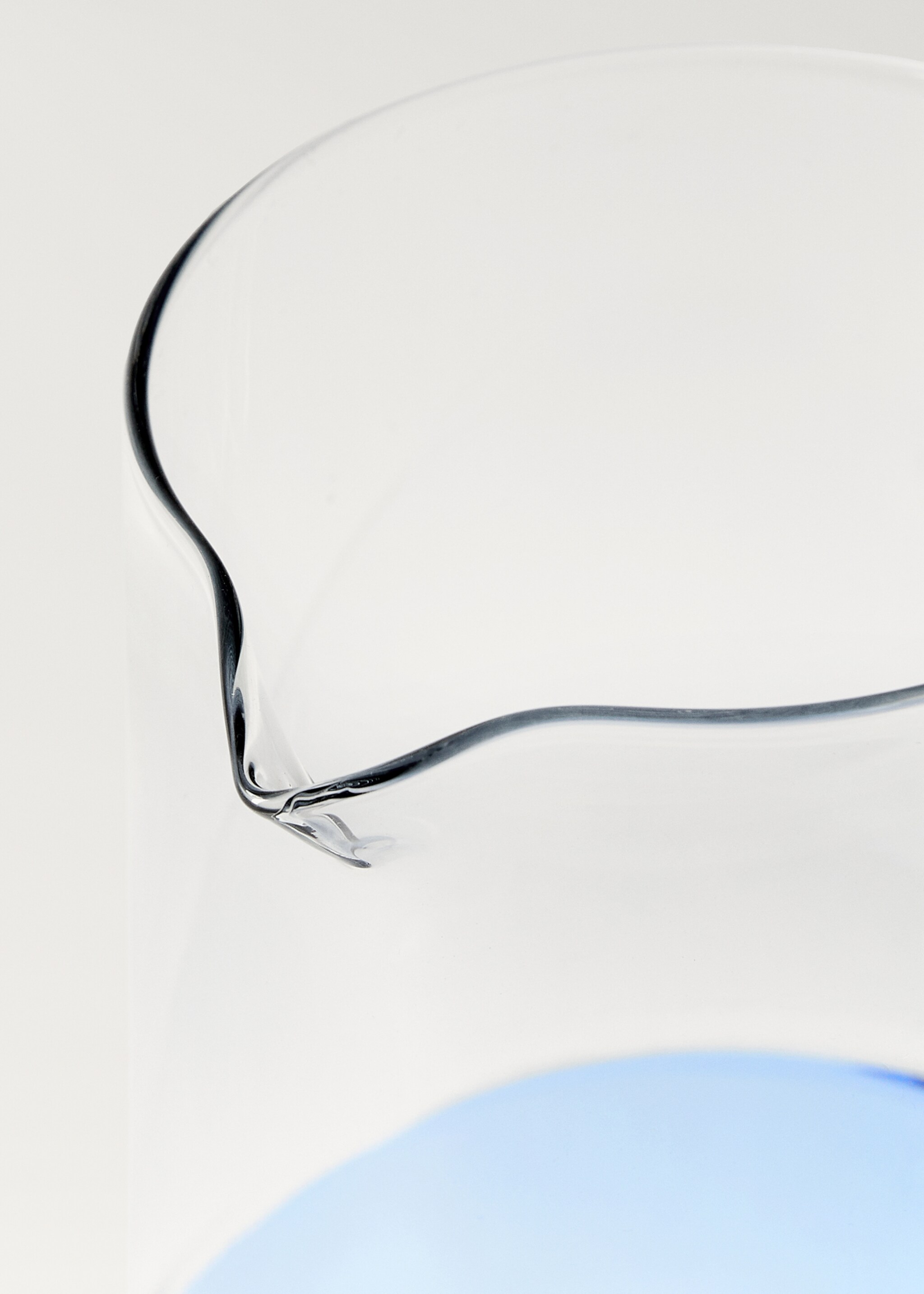Borosilicate jug with two-tone design - Details of the article 1