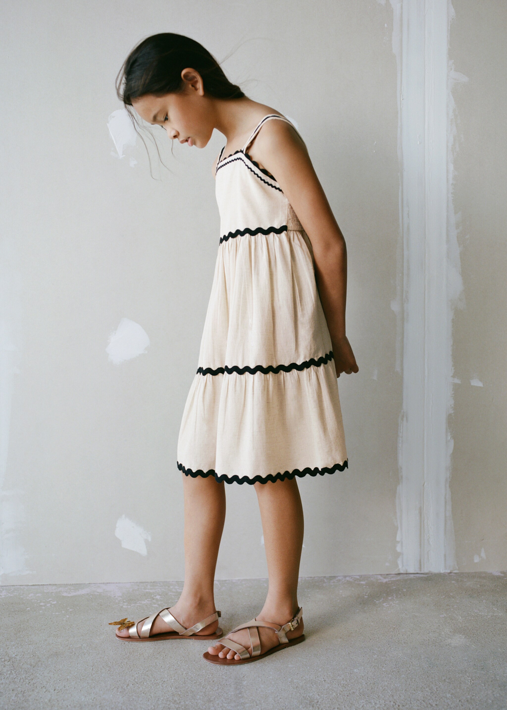 Linen dress with wave design - Details of the article 5
