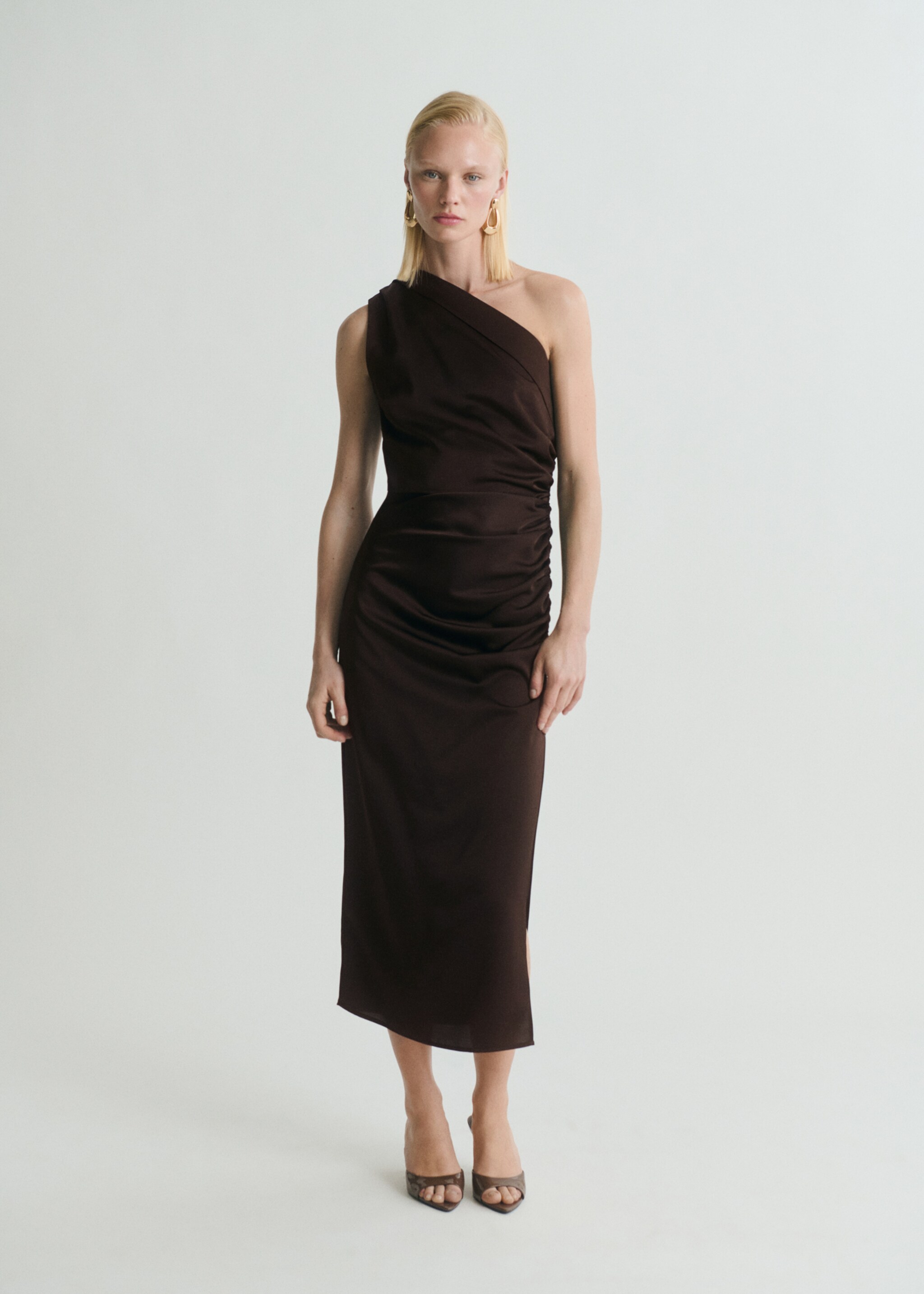 Asymmetrical satin dress with side slits - General plane
