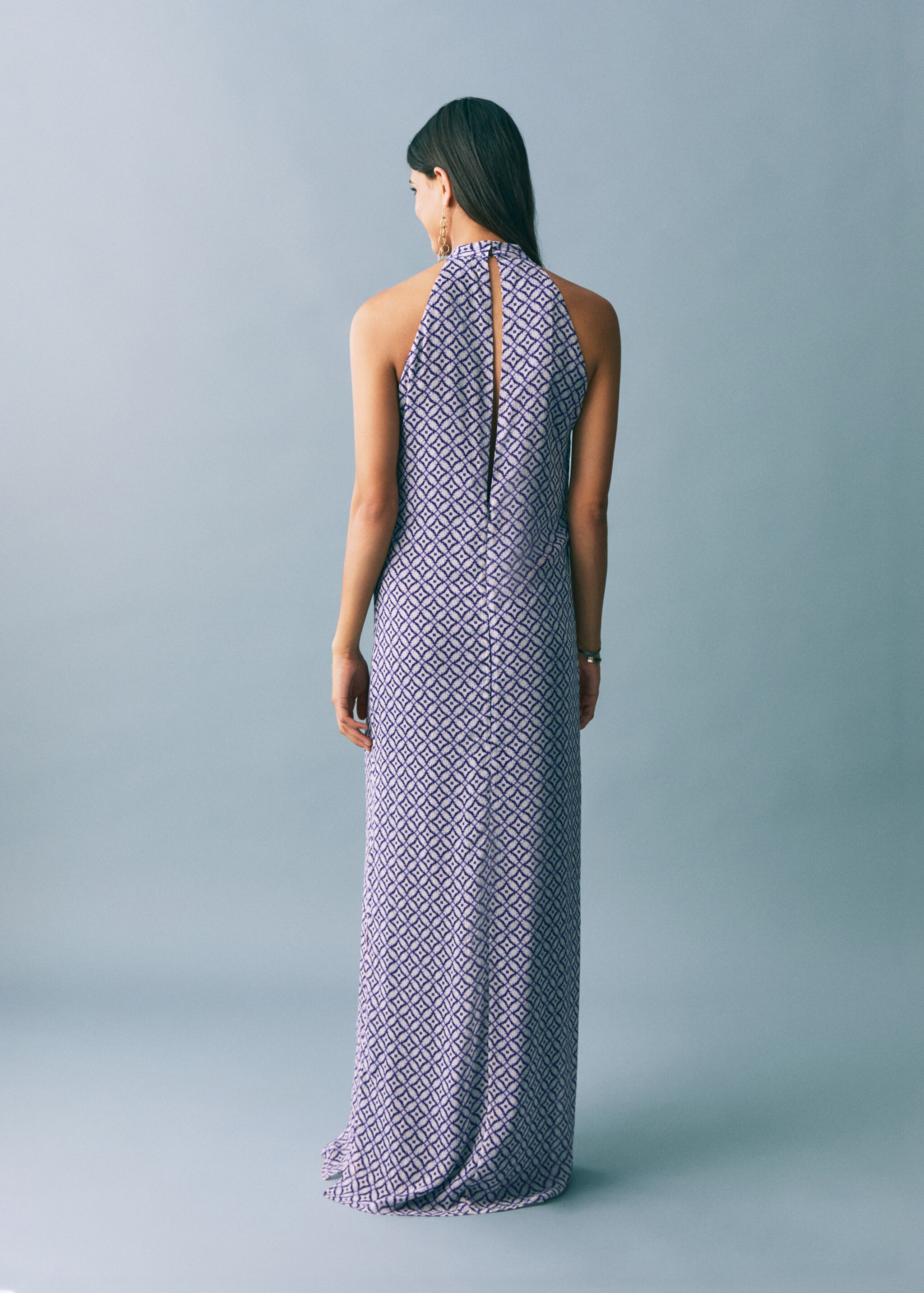 Halter-neck printed dress - Reverse of the article